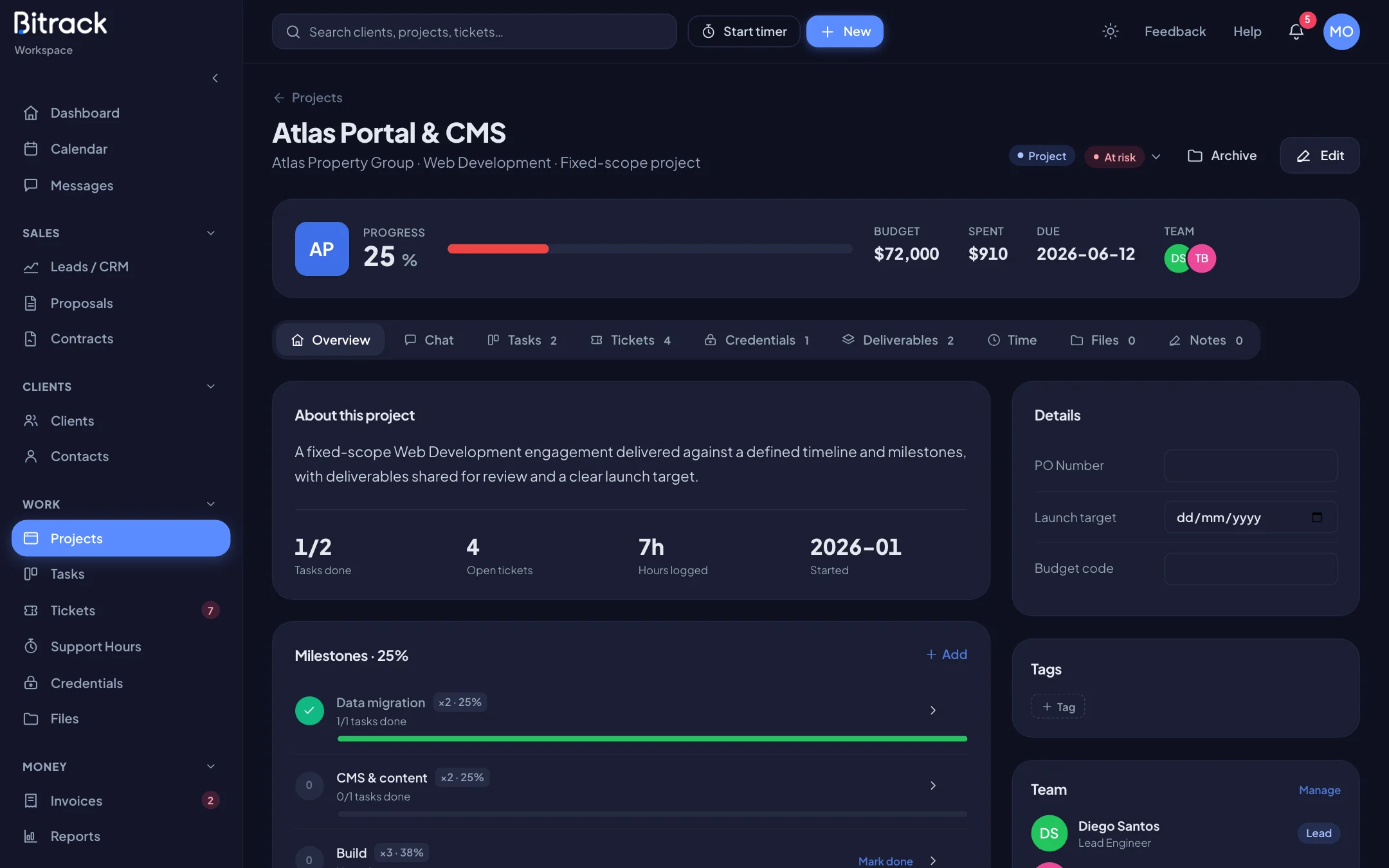 Bitrack projects & time screen, dark mode